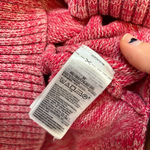 GAP Women's Thick V-Neck Sweater Red and White 100% Cotton Medium fit like Large - Picture 8 of 8